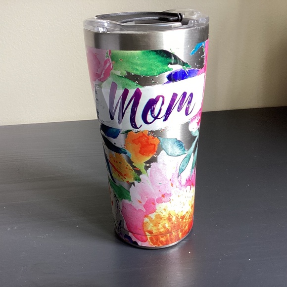 Tervis 20oz MOM Tumbler with beautiful floral design and secure lid - Picture 1 of 3